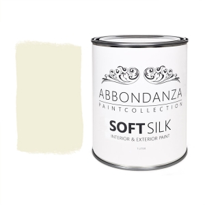 Lak Soft Silk Biscuit is een enigszins vergrijsde beige wittint