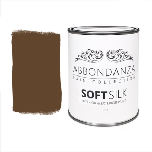 Lak Soft Silk Mocha is een mokkabruine kleur met een warme ondertoon