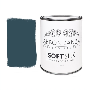 Lak Soft Silk Dark Steel is een donkere staalblauwe kleur